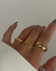 18K Gold Plated Stripe Ring Sz 6