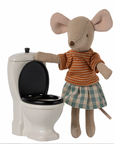 Toilet, Mouse