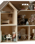 Mouse hole Farmhouse