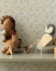 Safari friends, Lion, Medium