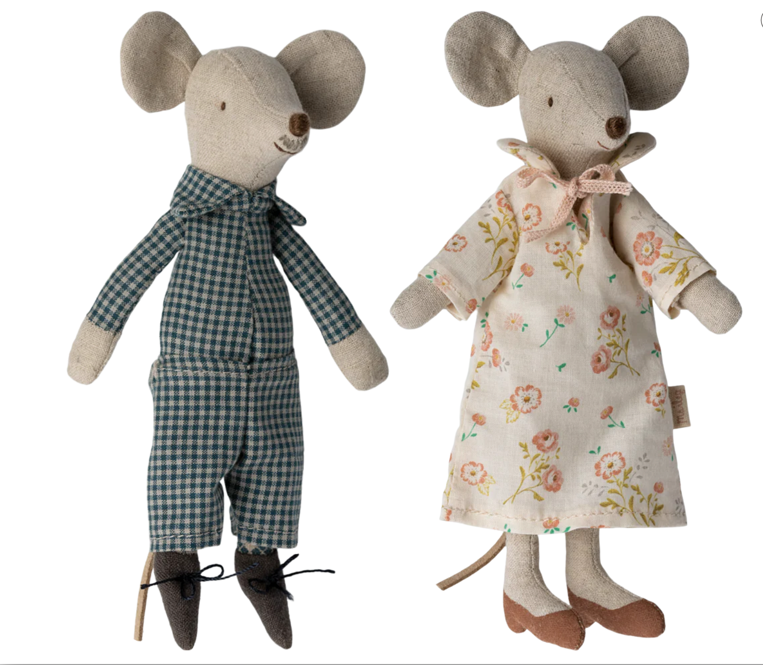 Grandma & Grandpa Mice in Cigarbox