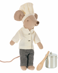 Chef mouse w. soup pot and spoon