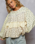 Round Neck Double Gauze Printed Trim Floral Knit Top