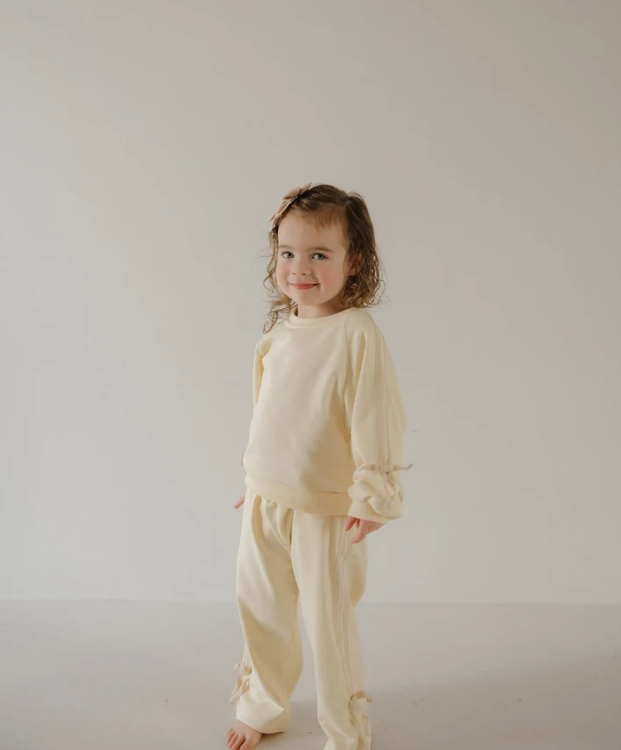Child&#39;s Sweat Set | Buttercream Bows