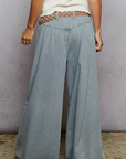 Floral Embroidery Dual Welt Pocket Pants