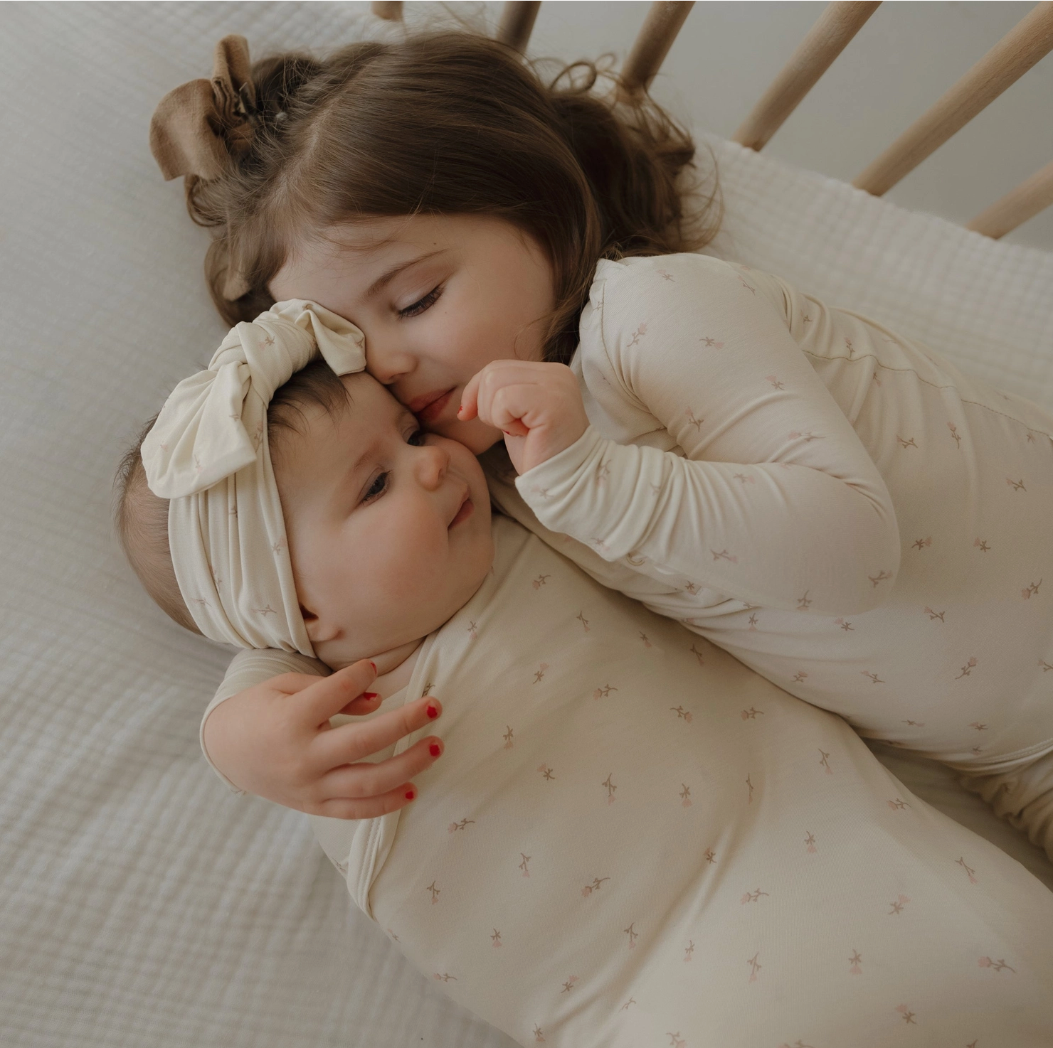 Bamboo Swaddle | Lucy