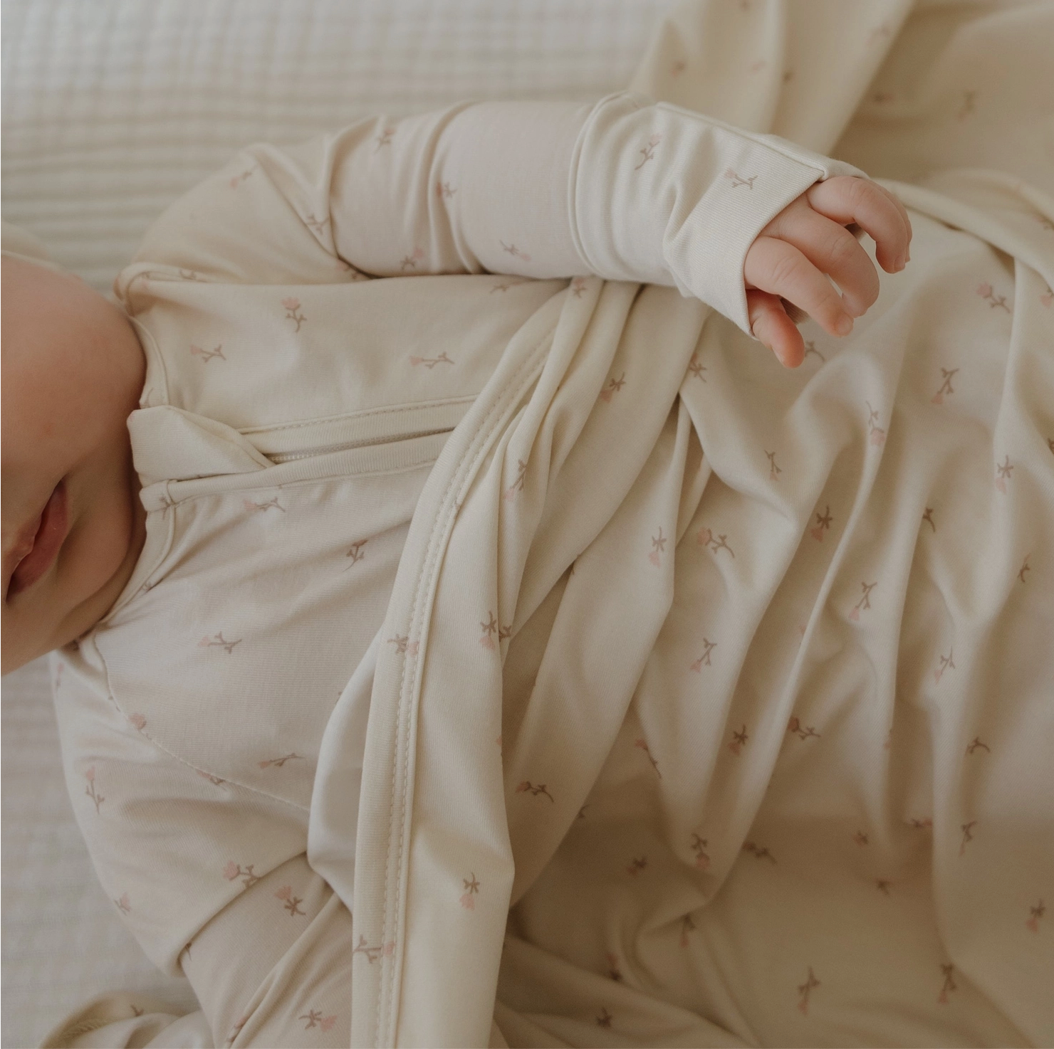 Bamboo Swaddle | Lucy