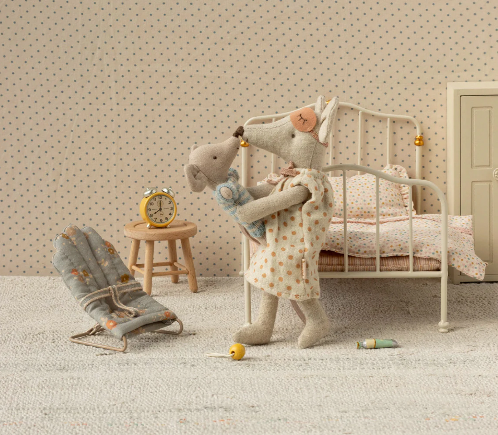 Nightgown, Mum mouse - Light grey Maileg