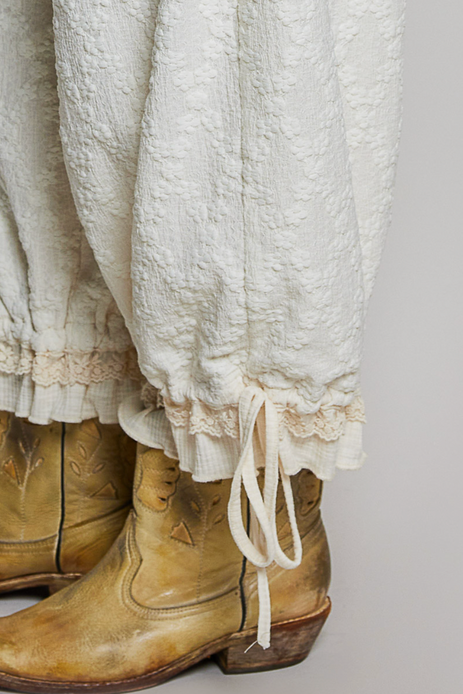 Jesse Lace Ruffle Pants