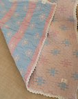 New Grain : sunday quilt - peony