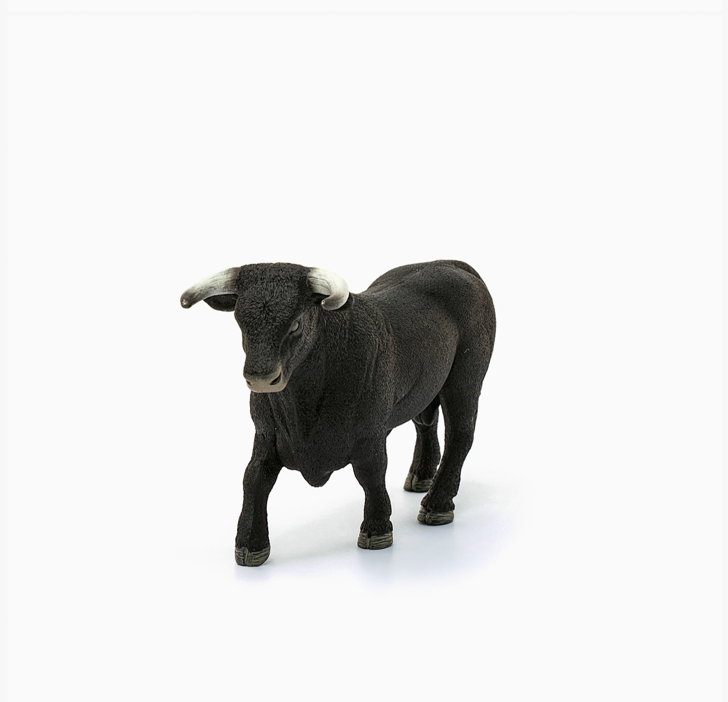 Black Bull Farm Animal Toy - Schleich