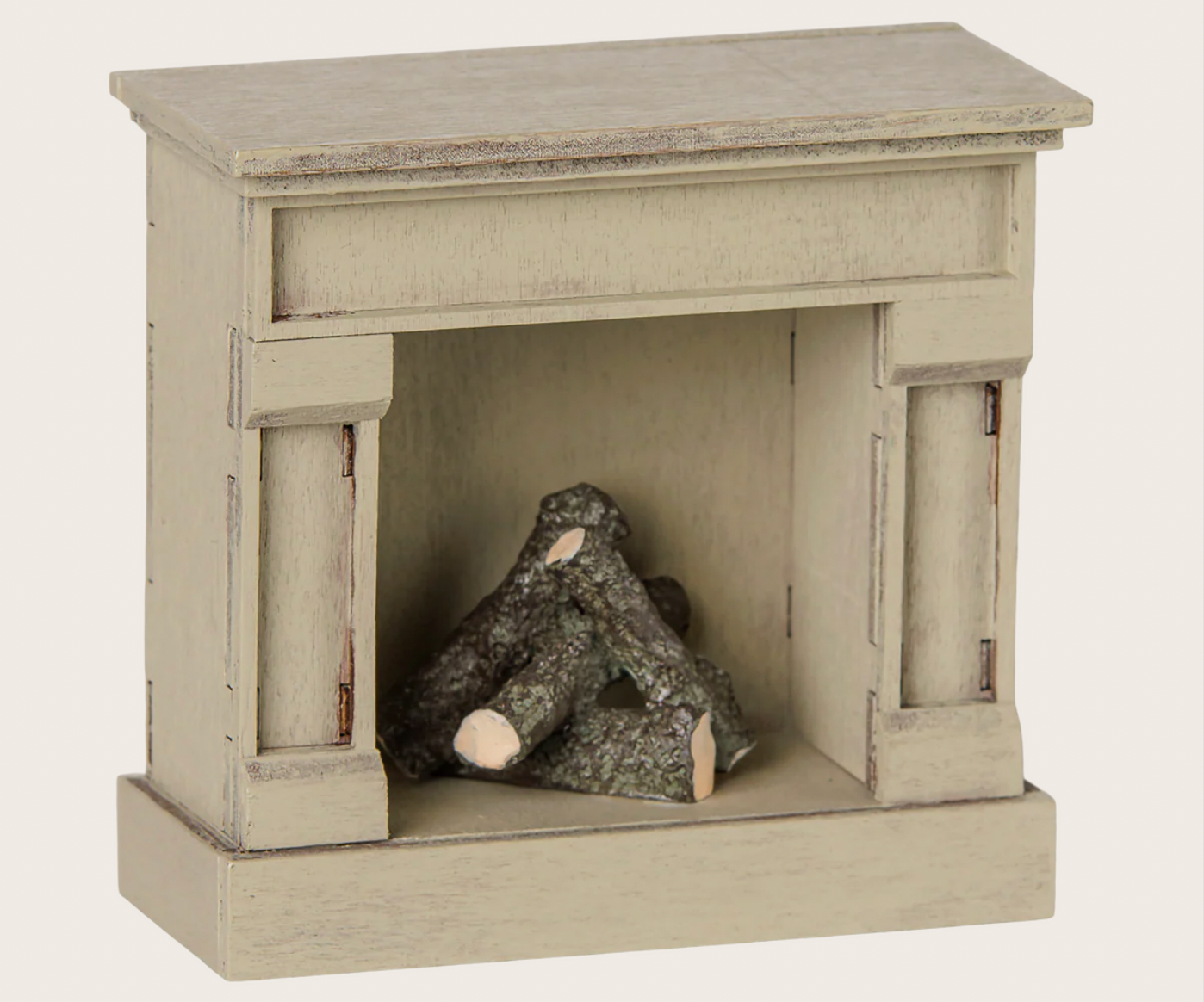 PRE ORDER Fireplace, Mouse - Off white Maileg