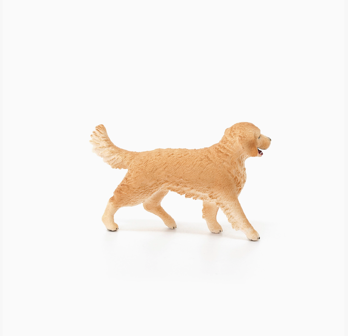Golden Retriever Female Farm Dog Animal Toy - Schleich