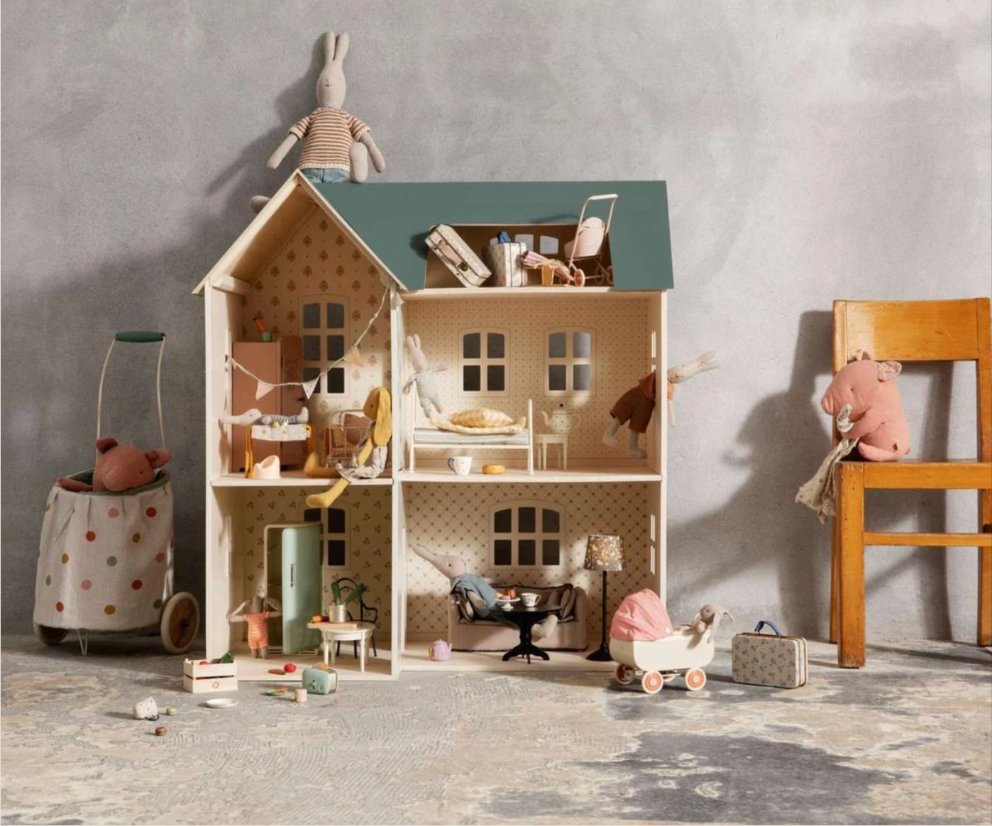 PRE ORDER House of miniature - Dollhouse Maileg