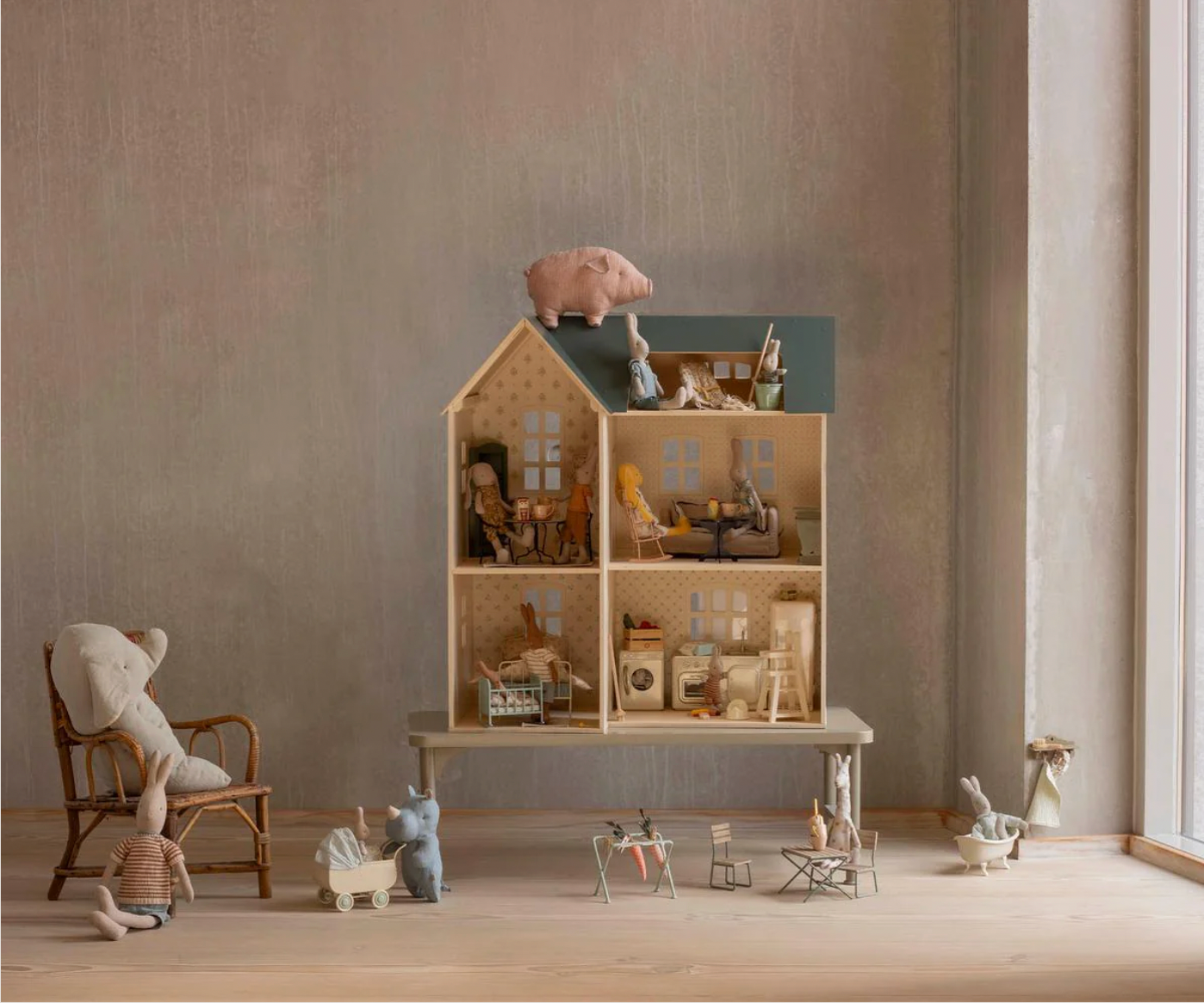 PRE ORDER House of miniature - Dollhouse Maileg