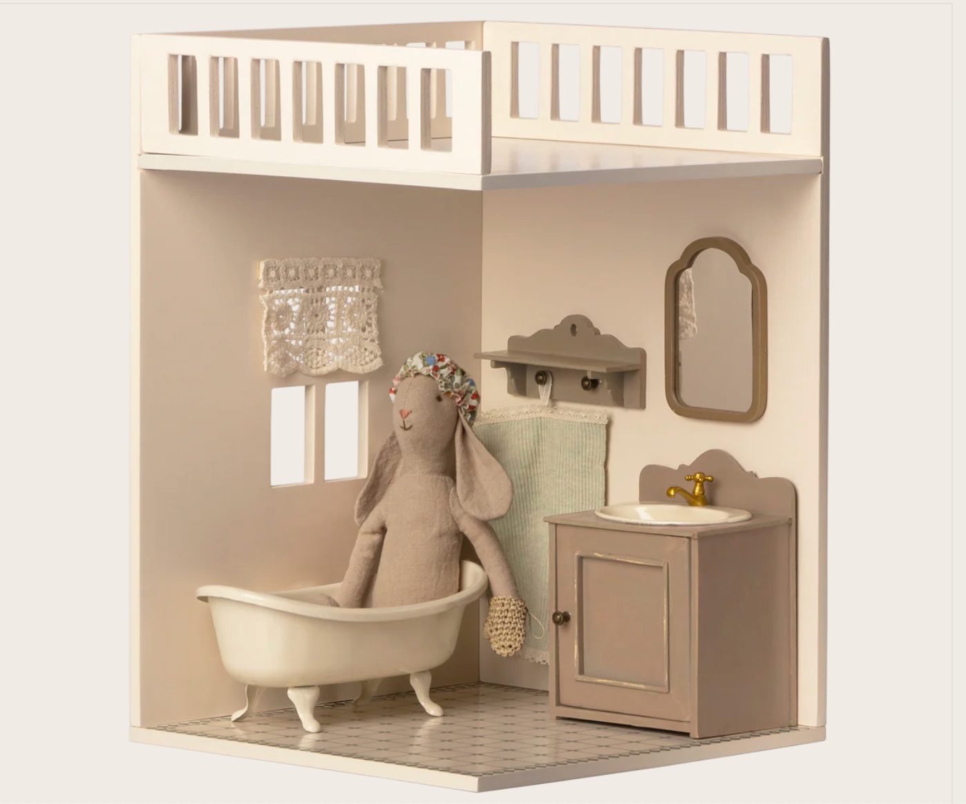 PRE ORDER House of miniature - Bathroom Maileg