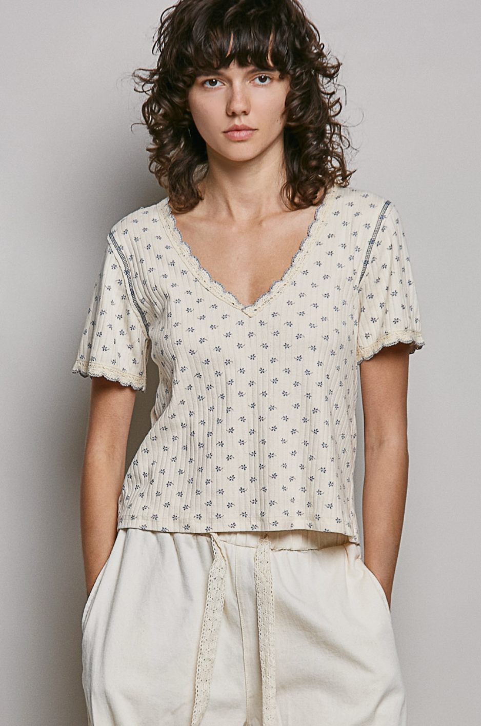 Jo Rib Floral V-Neck Knit Top