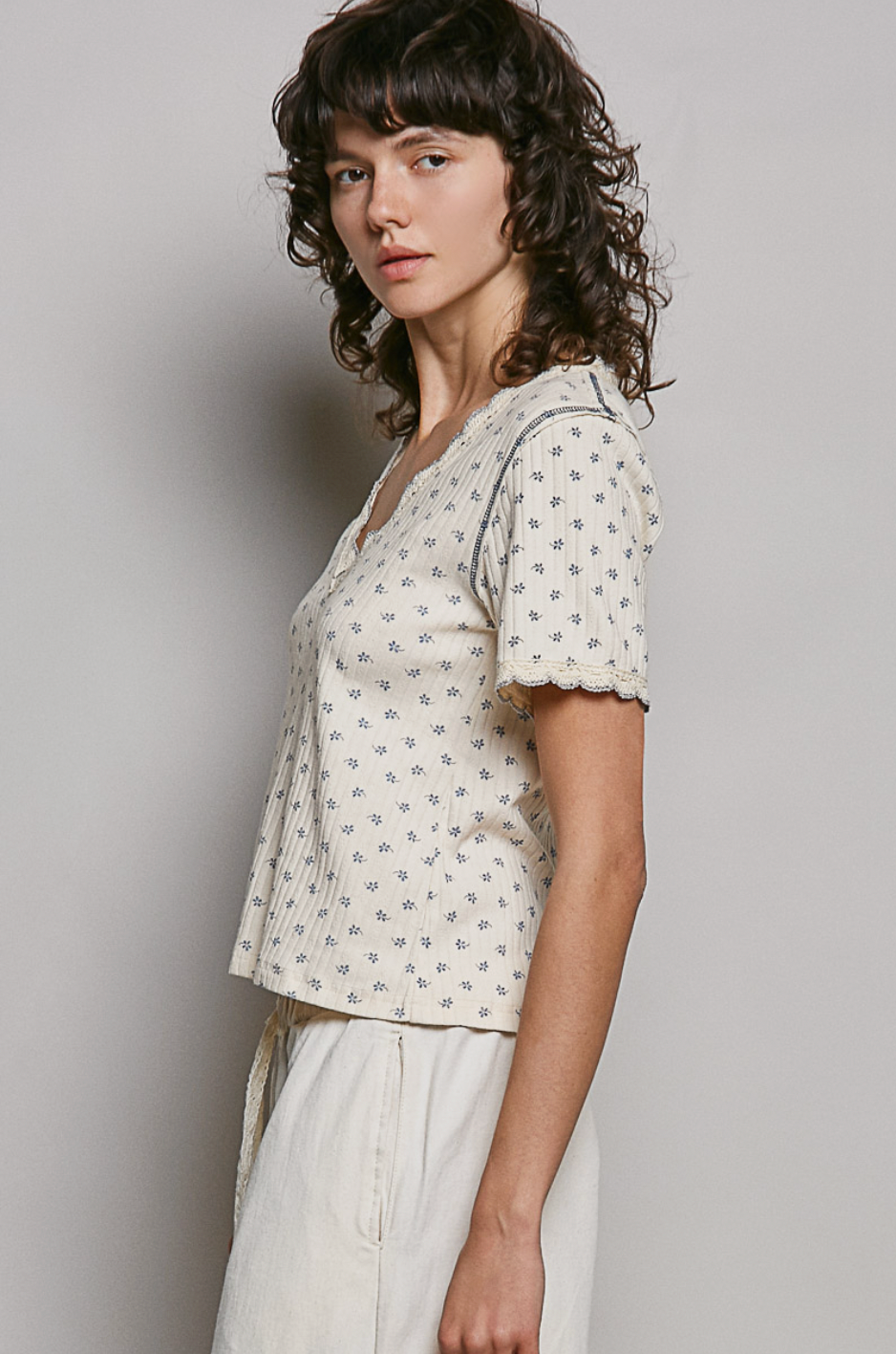 Jo Rib Floral V-Neck Knit Top