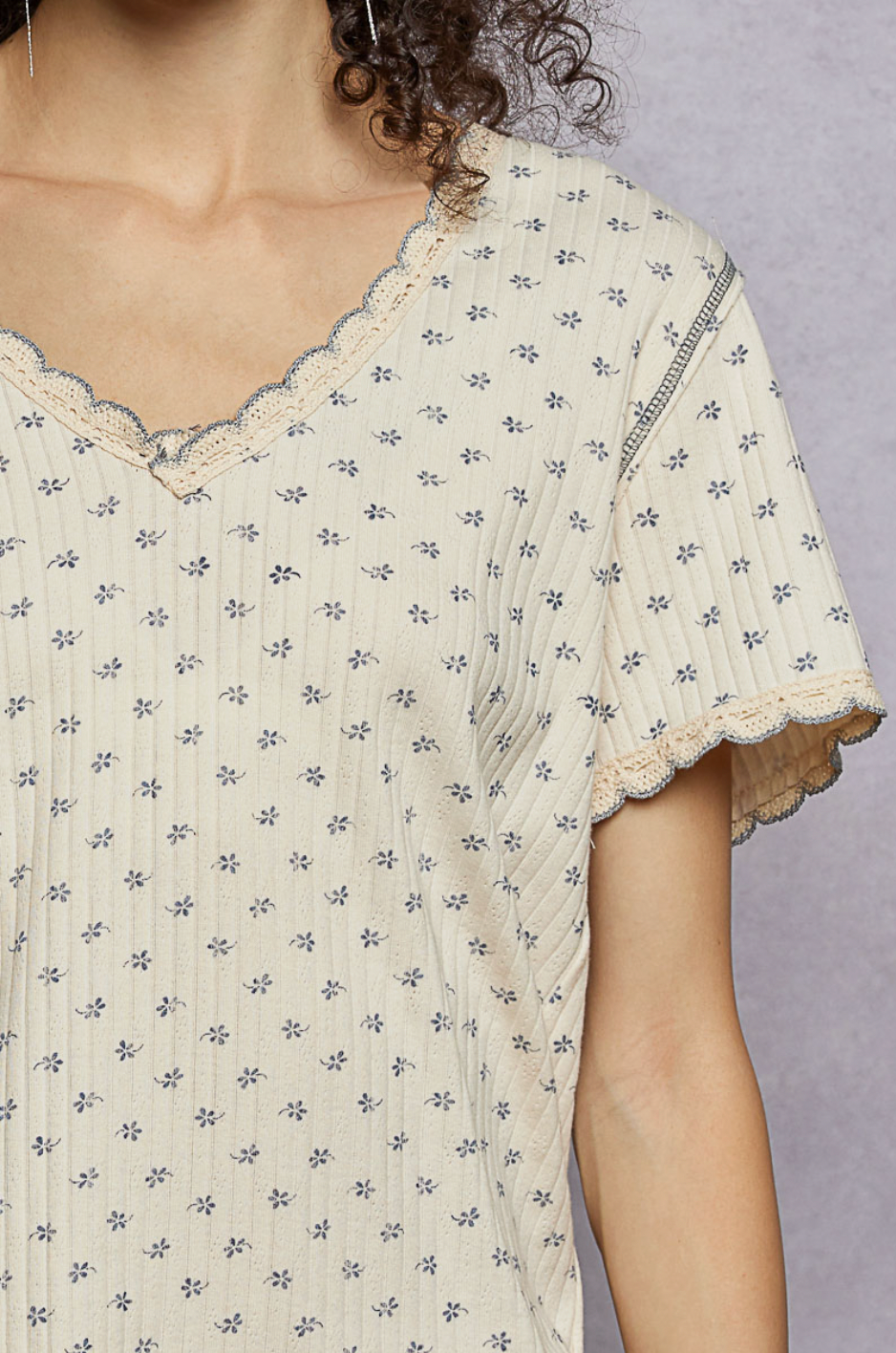 Jo Rib Floral V-Neck Knit Top