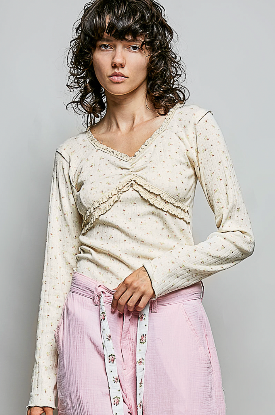 Lacey Vintage V-Neck Long Sleeve Floral Top