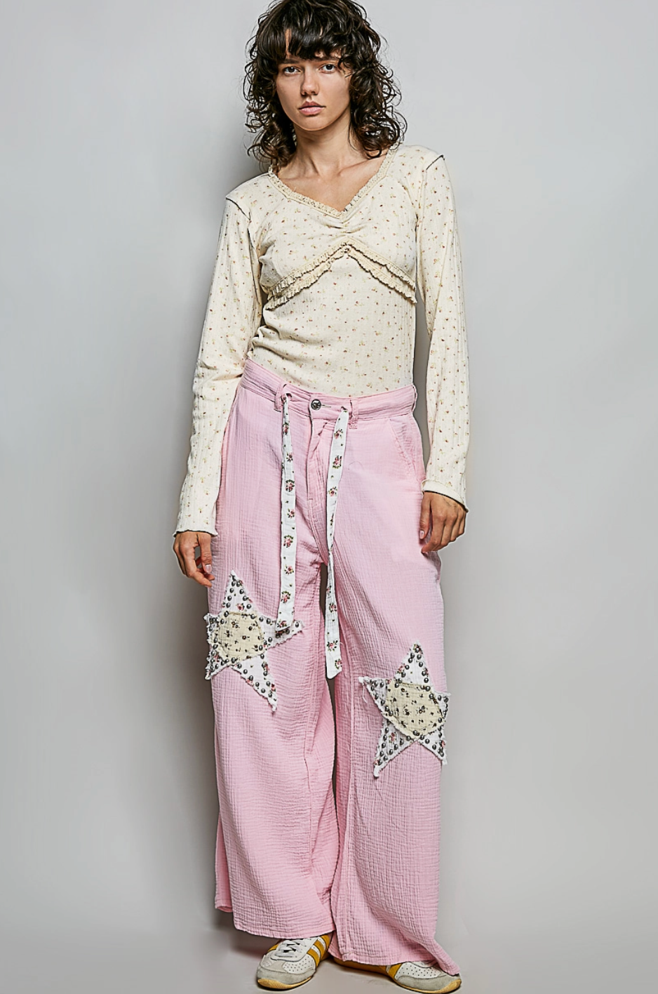 Lacey Vintage V-Neck Long Sleeve Floral Top