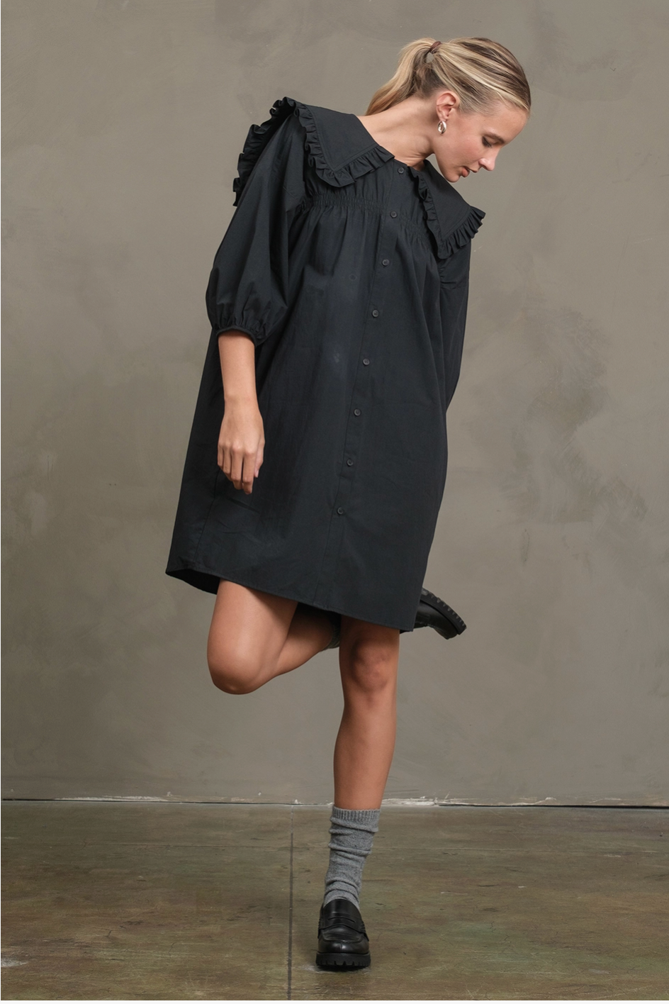 Black Cotton Ruffle Collar Smock Dress