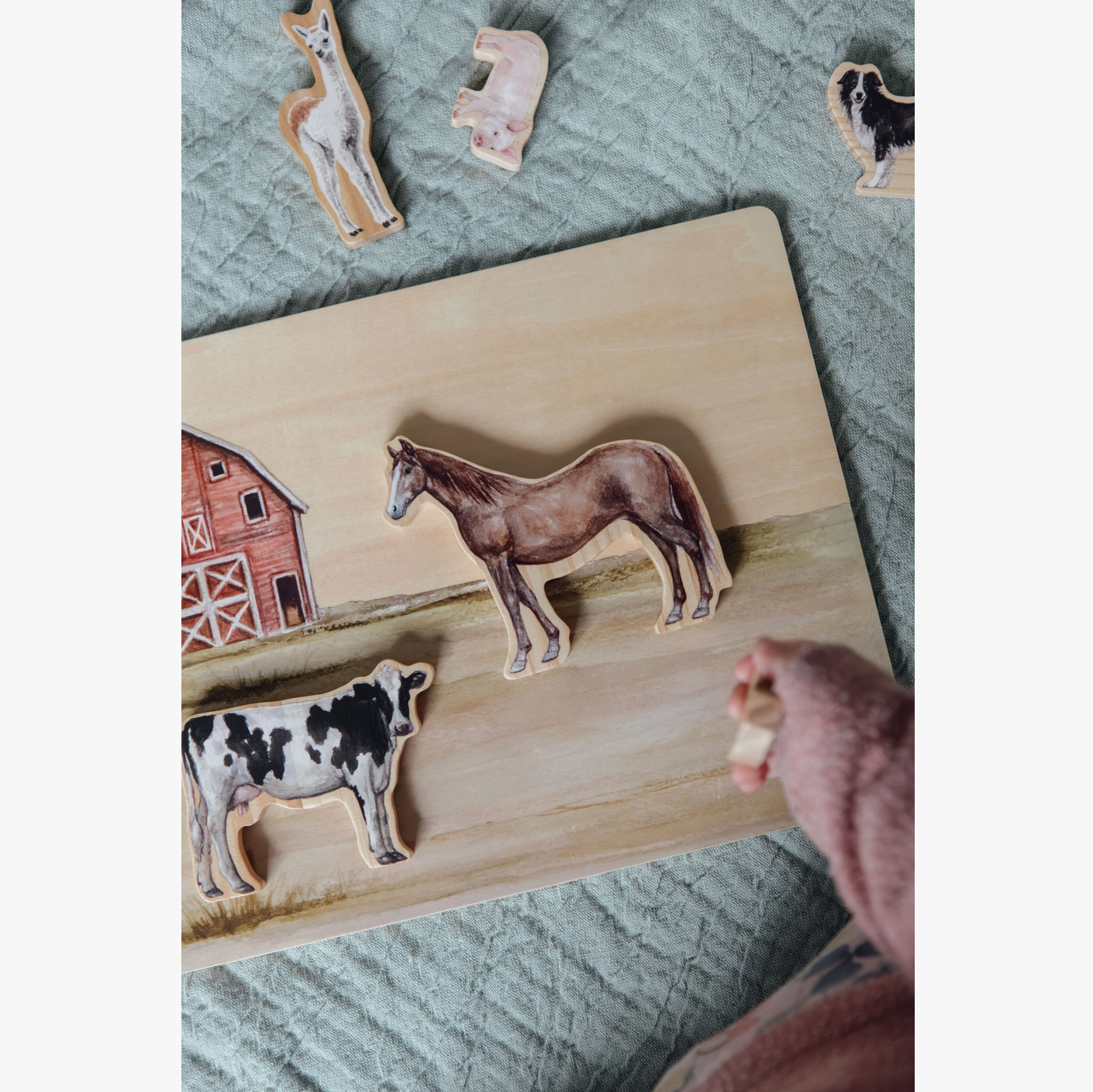 Farm Animals Wooden Puzzle: A Tabitha Paige Puzzle