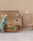 Mum & Dad mice in cigarbox, Maileg