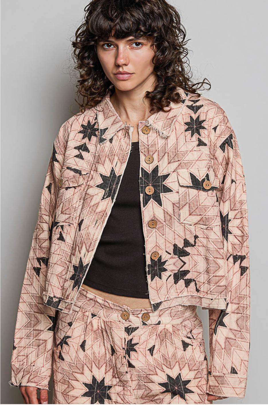 Nara Geometric Star Wide Long Sleeve Quilted Jacket