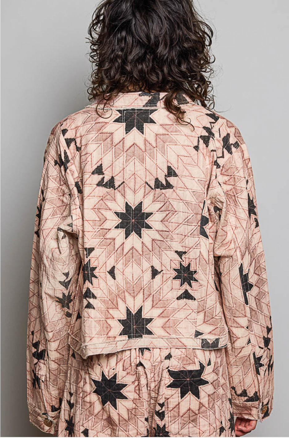 Nara Geometric Star Wide Long Sleeve Quilted Jacket