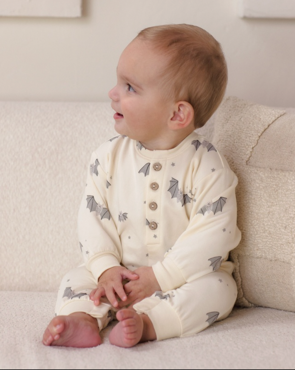 QUINCY MAE RELAXED FLEECE JUMPSUIT BABY BATS