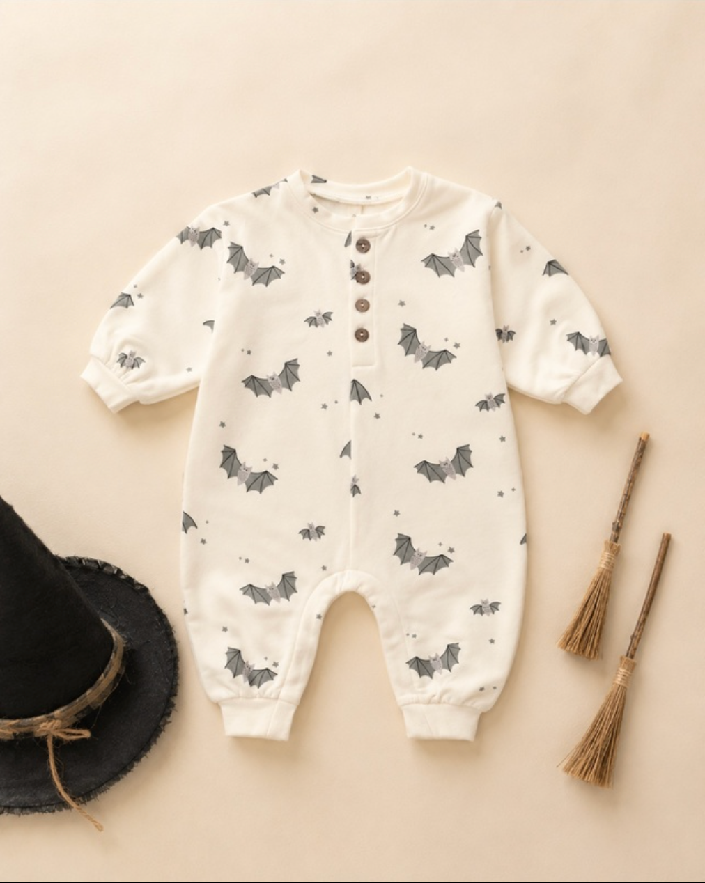 QUINCY MAE RELAXED FLEECE JUMPSUIT BABY BATS